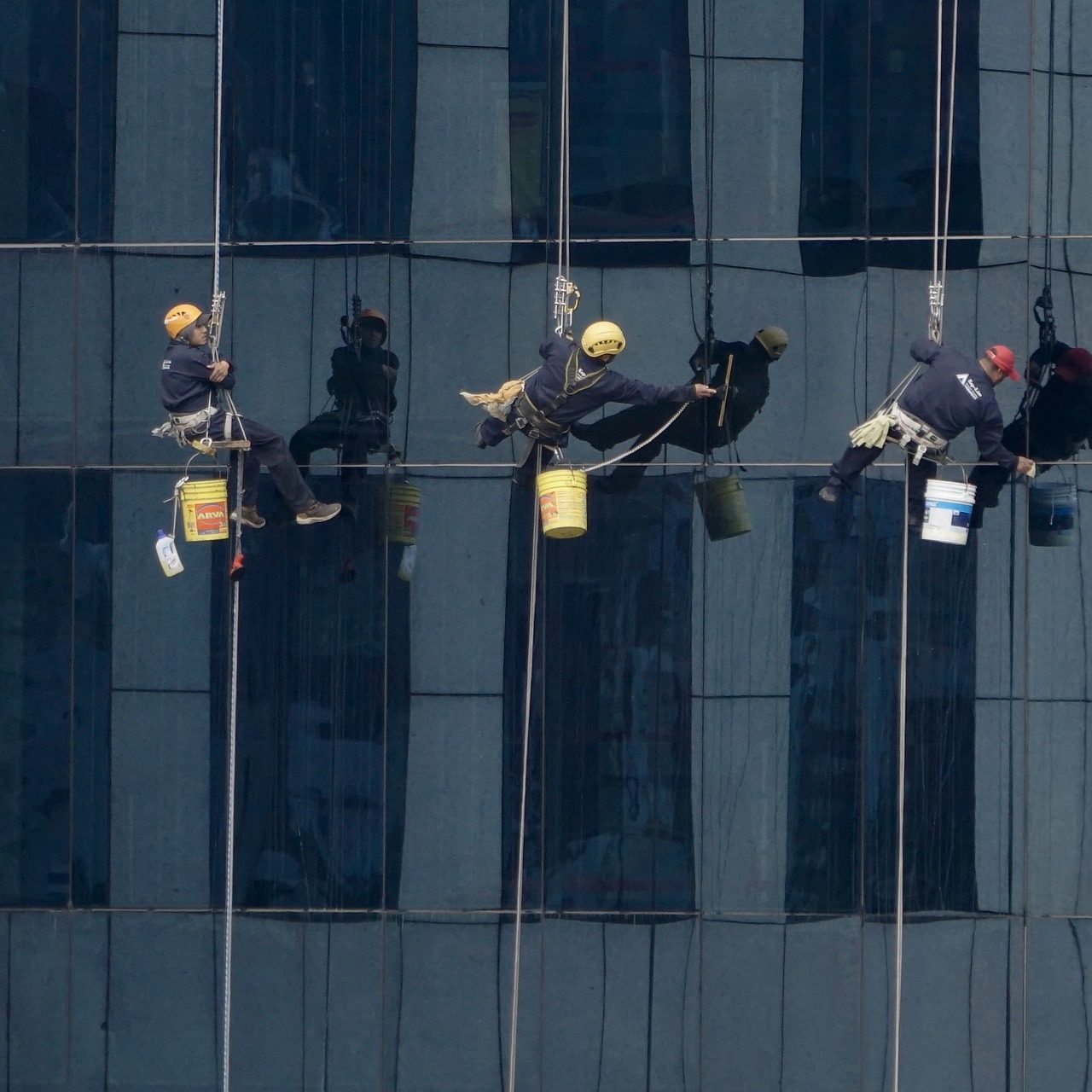 window-cleaner-g5c256d2ef_1920